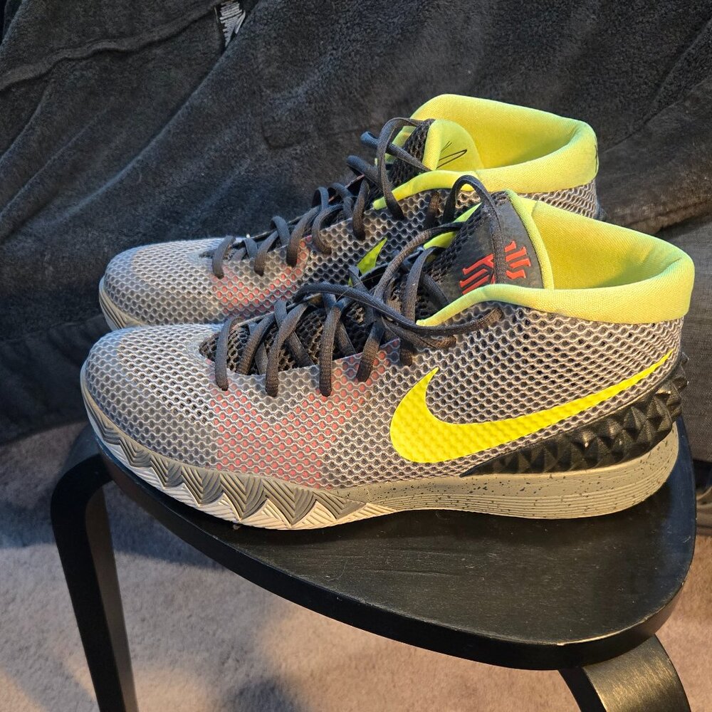 Nike Kyrie 1 The Dungeon Size 11